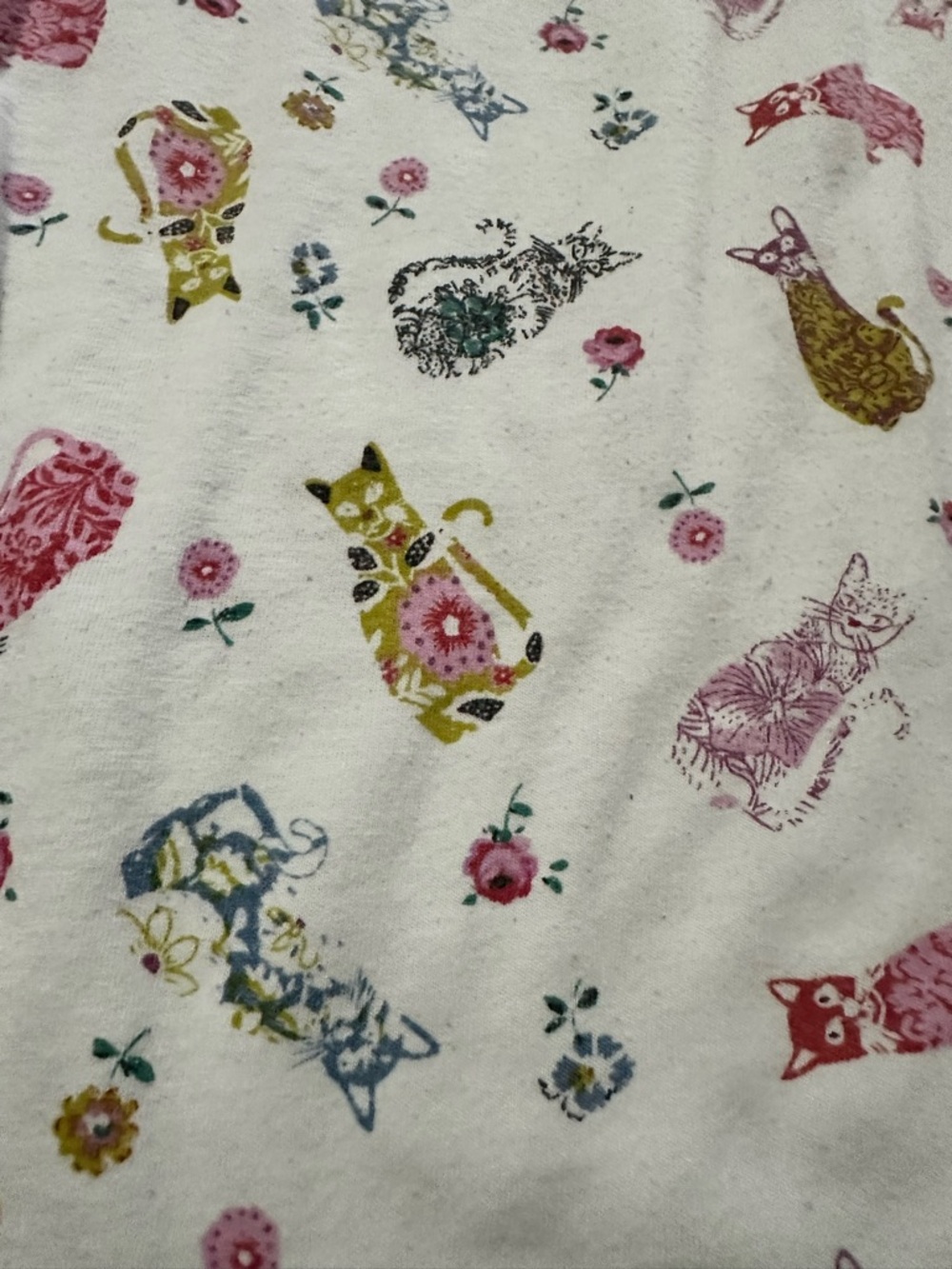 Fundamentals white short sleeve nightgown with floral,cat print size 2X - Picture 5 of 9